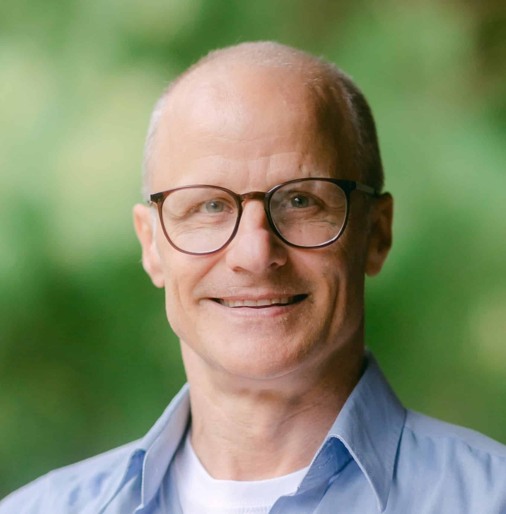 Ross McDonald Headshot